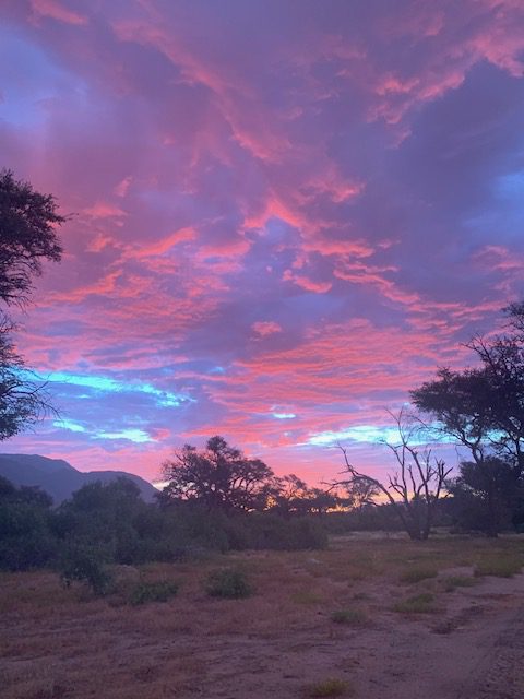 Namibia, Naturreise Namibia, Camping Namibia, Brandberg, Namibia mit Jeep, Namibia mit Dachzelt, Panorama Namibia, White Lady Lodge,
