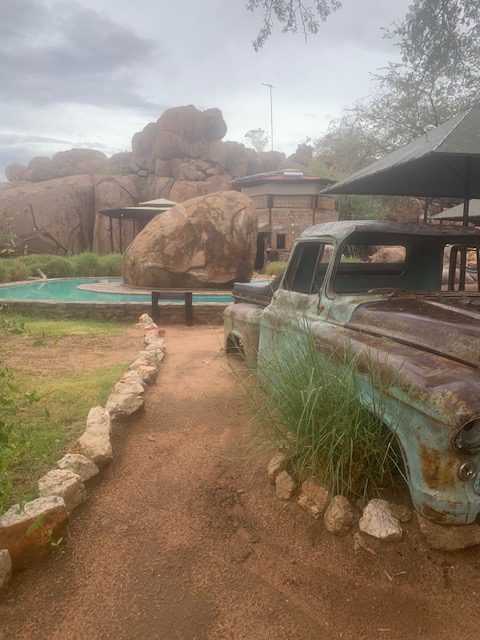 Namibia, Naturreise Namibia, Camping Namibia, Brandberg, Namibia mit Jeep, Namibia mit Dachzelt, Madisa Camp, Panorama,